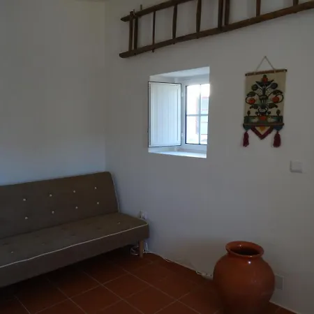 Palheiros Da Ribeira Pracana Cimeira