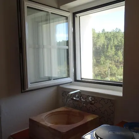 Εξοχικό σπίτι Palheiros Da Ribeira *